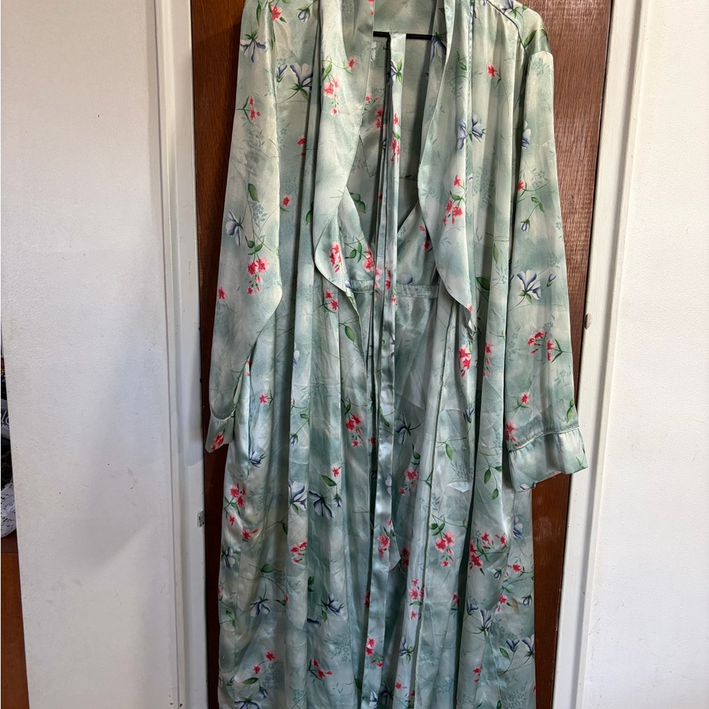 Vintage Nightgown Robe Set Inner Most Size XL Green Floral with Belt & Pockets